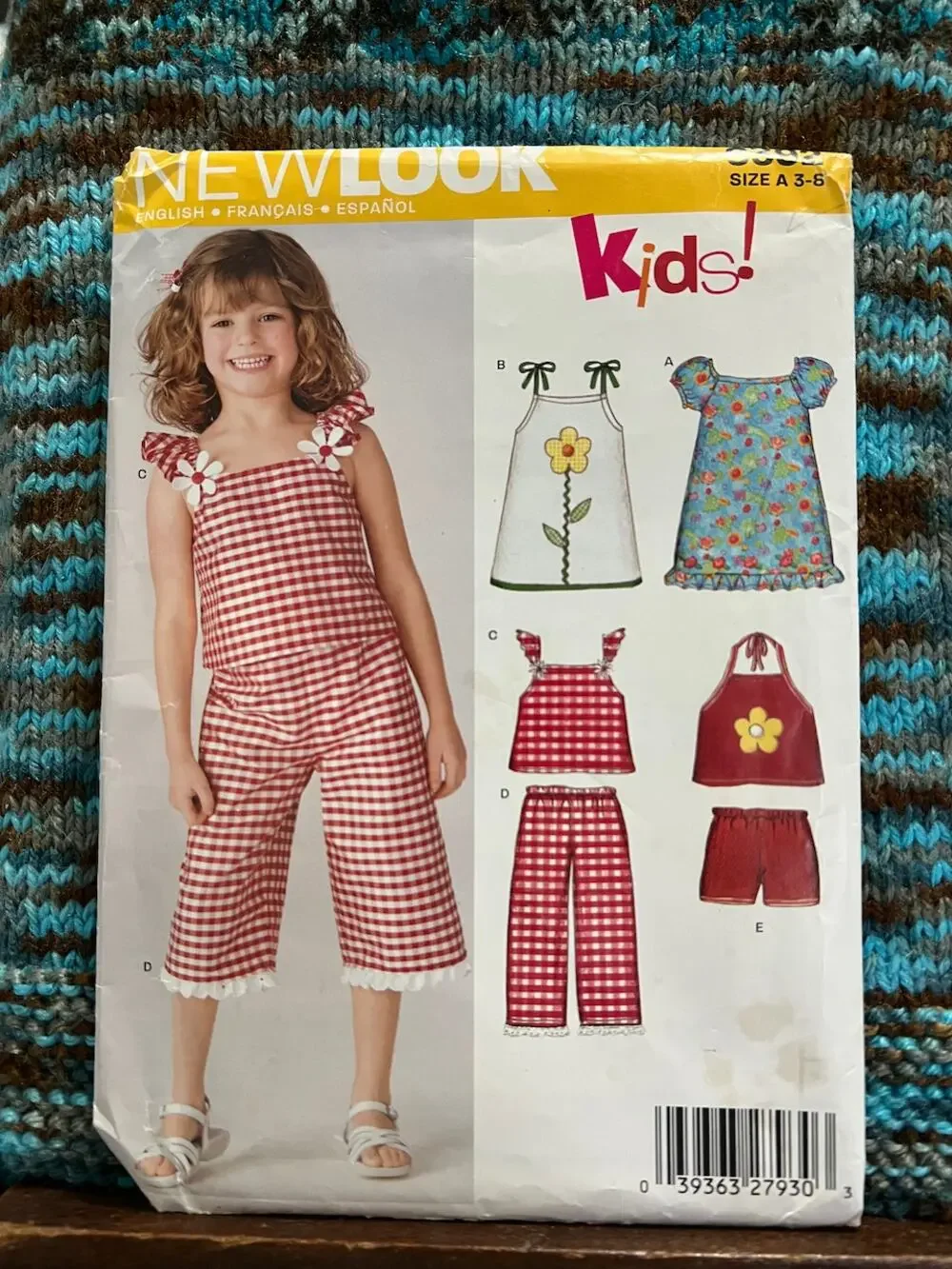 Simplicity sewing pattern  6392 girls top capris shorts size 3-6
